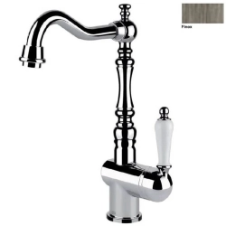 Gessi Armaturen und Seifenspender Gessi