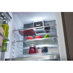 Miele -KFN 7795 C-Bandung (Türanschlag): rechts, links