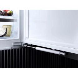 Miele -KFN 7785 C-Bandung (Türanschlag): rechts, links