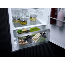 Miele -KF 7731 D-Bandung (Türanschlag): rechts, links